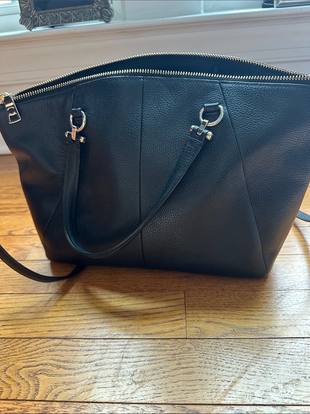 Coach Black Pebbled Leather Tote with Zip Pocket - Picture 2 of 4
